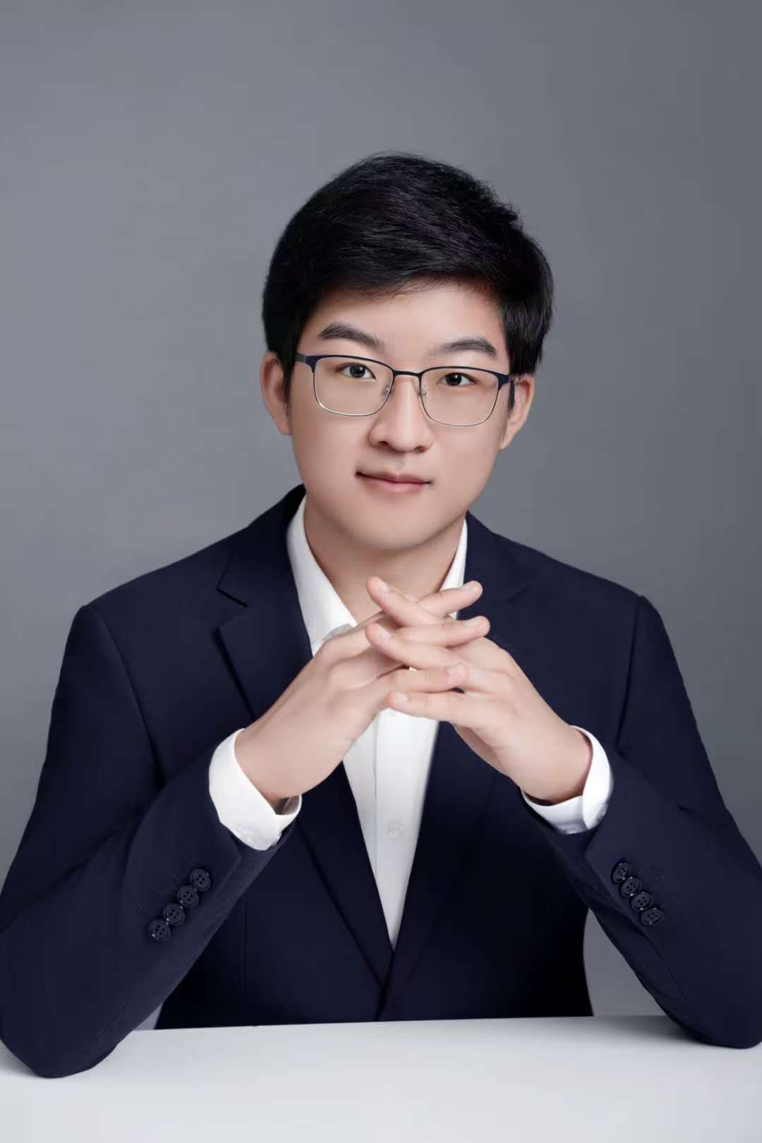 Hechao Yang